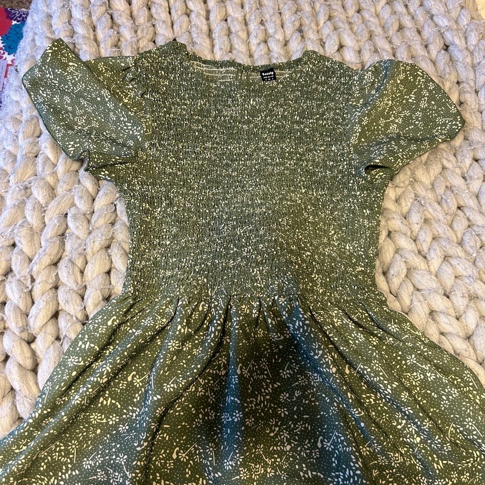 Slowly short sleeved blouse